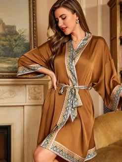 Robe décontractée à manches 3/4 imprimé floral oversize en mousseline avec ceinture.