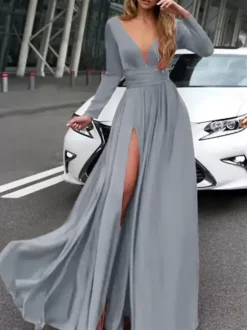Robe de bal 2026 A-line col en v en soie élastique comme satin Robes de soirée plissées sur le devant à manches longues