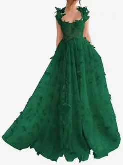 Robe de bal en dentelle florale décolleté en c艙ur coupe trapèze sans manches style papillon