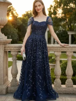 Robe de bal longue bleu profond à paillettes décolleté en c艙ur et épaules dénudées été 2026