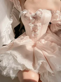 Robe de ballet Sweet Lolita noire à manches longues et n艙uds avec traîne.