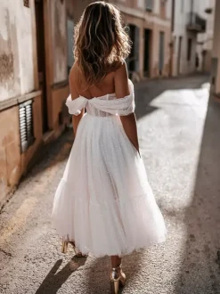 Robe de mariée courte en tulle paillete hors de l'épaule zip sur dos