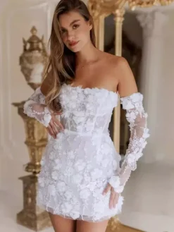 Robe de mariée courte mini bustier manches 3/4 dentelle fleurie