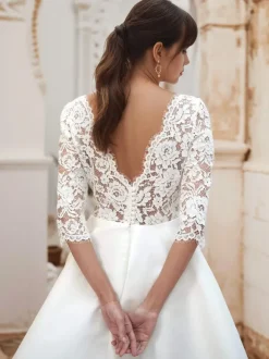 Robe de mariée courte Robe de mariée civil col V demi manche boutonné sur dos longuer au dessus de genou