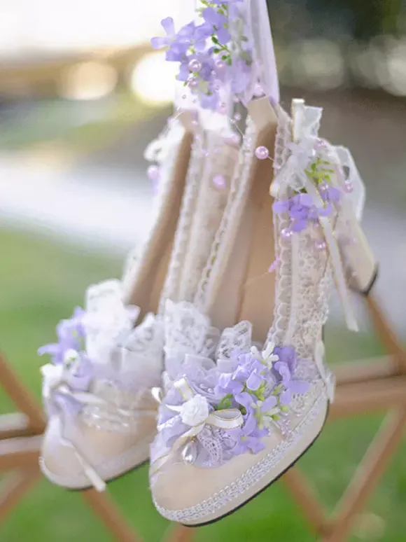 Robe de mariée Lolita Chaussures Lolita Bloc de couleur violet Dentelle Fleurs N艙uds Bout rond Escarpins Lolita en cuir PU