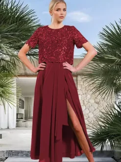 Robe de mariée mère de la mariée col bijou manches courtes coupe trapèze fendue sur le devant pour invitée de mariage
