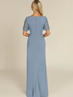 Robe de mariée pour mère col en v manches courtes gaine robes d'invitées perlées pour mariage