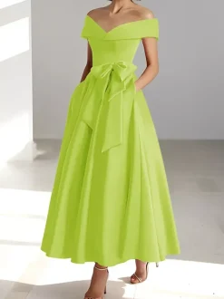 Robe de mariée pour mère épaules dénudées sans manches ligne a robes d'invitées de mariage