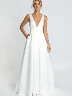 Robe de mariée simple blanche tissu satiné robe de mariée sans manches sans manches sans dos sans dos