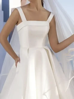 Robe de mariée Simple en tissu satiné sans bretelles plissée ligne a 60cm robes de mariée