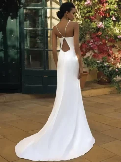 Robe de mariée simple en tissu satiné col carré sans manches robes de mariée sirène