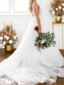Robe de mariée simple robe de mariage col V dos nu en dentelle à traîne