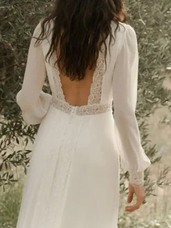 Robe de mariée simple robe de mariage col V manche longue jupe fendue au sol