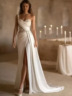 Robe de mariée simple sirène asymétrique sans manches en dentelle