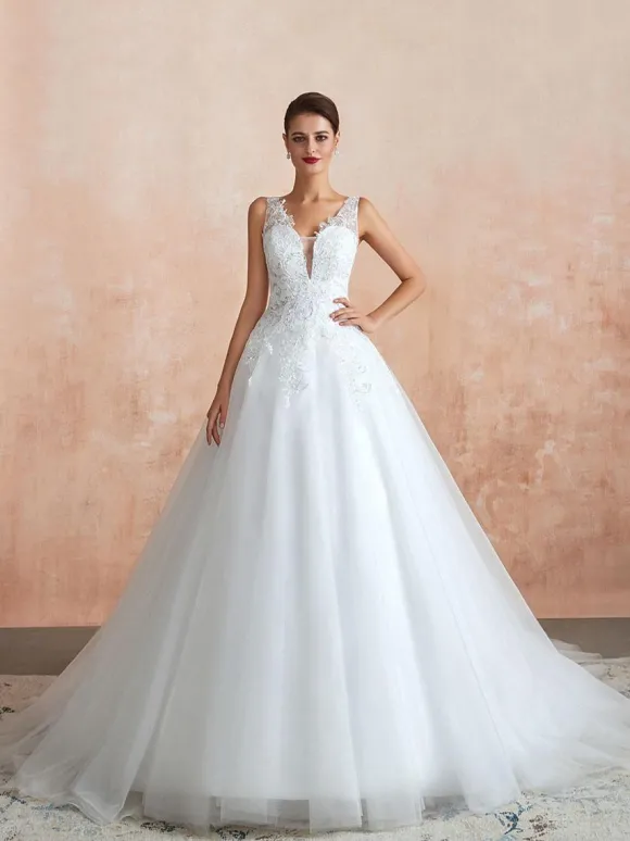 Robe de mariée trapèze blanche en tulle col V dos transparent à traîne robe de mariage