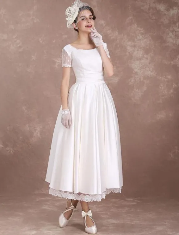 robe de mariée vintage A-ligne à taille naturelle Tissu de satin en dentelle avec doublure et jupon