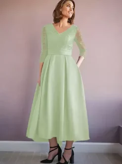 Robe de mère col en V demi-manches trapèze robes d'invitées de mariage perlées
