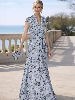 Robe de mère décolleté travaillé manches courtes coupe trapèze ceinture robe d'invitée de mariage