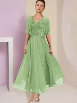 Robe de mère de mariée deux pièces col v manche courte en mousseline de soie
