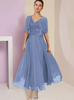Robe de mère de mariée deux pièces col v manche courte en mousseline de soie