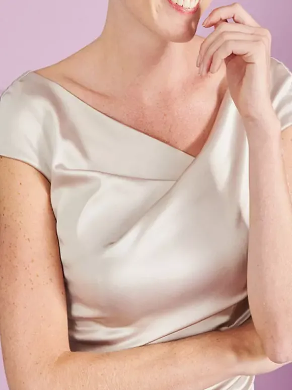 Robe de mère de mariée moulante manche courte zip sur dos robe d'invitées de mariage