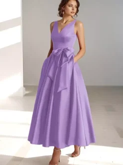Robe de mère de mariée robe d'invitée de mariage a-line col V sans manche décoré de noeud