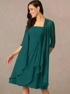 Robe de mère plissée col carré demi-manches deux pièces robes d'invitées pour mariage