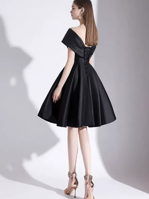 Robe de soirée courte hors de l'épaule laçage sur dos au genou