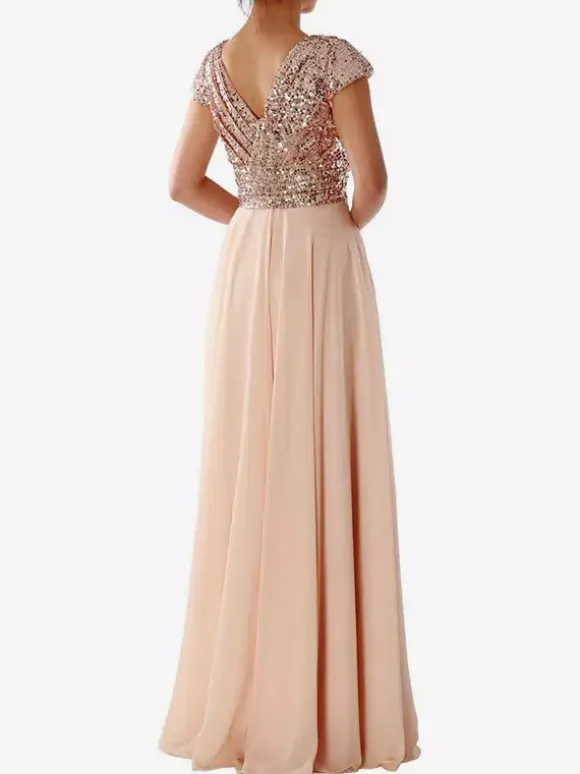 Robe de soirée écru blanc à col V et sequins manches courtes cintrées style chic semi-formel