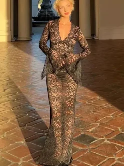 Robe de soirée longue blanche en dentelle à col en V et manches longues transparente sexy et semi-formelle