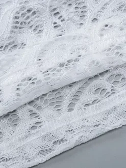 Robe de soirée longue blanche en dentelle à col en V et manches longues transparente sexy et semi-formelle