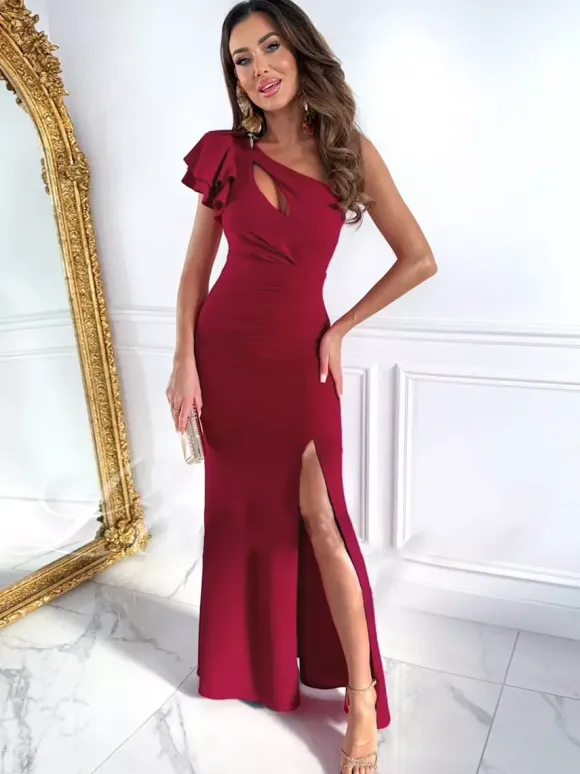 Robe de soirée longue et élégante avec volants aux épaules et fente haute 2026
