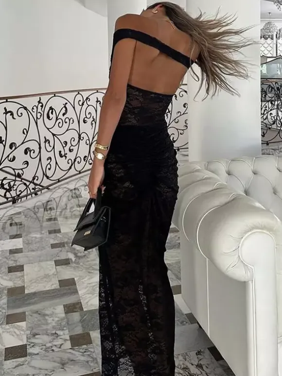 Robe de soirée longue marron café en dentelle épaules dénudées style semi-formel sexy