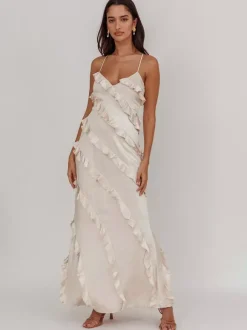 Robe de soirée longue rose à bretelles et volants au col sans manches style décontracté/semi-formel idéale pour l'été.