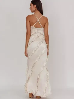 Robe de soirée longue rose à bretelles et volants au col sans manches style décontracté/semi-formel idéale pour l'été.