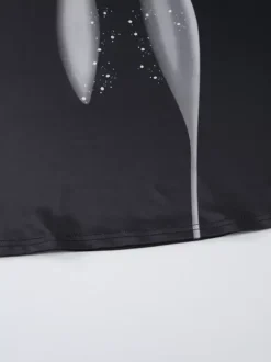 Robe de soirée maxi noire dos nu à lacets sculptante sexy et semi-formelle idéale pour l'été.