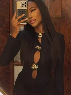 Robe de soirée mini noire à col bijou et manches longues découpées robe sexy semi-formelle