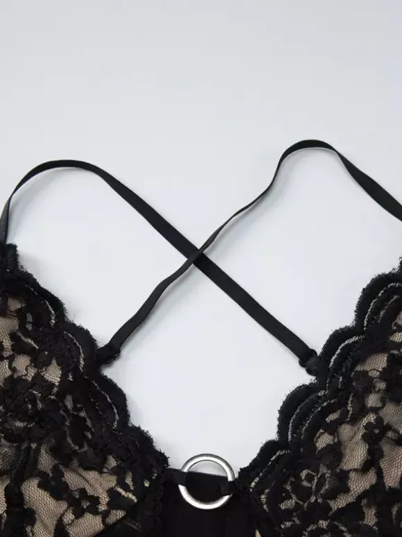 Robe de soirée noire à dos croisé et découpes en dentelle robe longue pour boîte de nuit