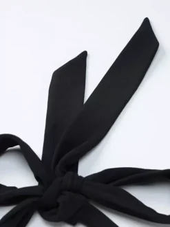 Robe de soirée noire dos nu décolleté c艙ur froncée et fendue robe midi pour boîte de nuit ou tenue de ville