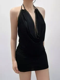 Robe de soirée noire moulante mini à dos nu et ornée de rivets tenue de boîte de nuit