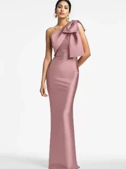 Robe de soirée pour la mère de la mariée asymétrique n艙uds longueur au sol sirène robes d'invitées pour mariage