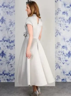 Robe de soirée pour mère de la mariée col en v manches courtes ligne a fleurs longueur cheville robes d'invitées pour mariage