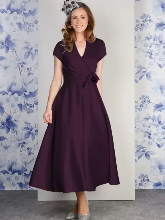 Robe de soirée pour mère de la mariée col en v manches courtes ligne a fleurs longueur cheville robes d'invitées pour mariage