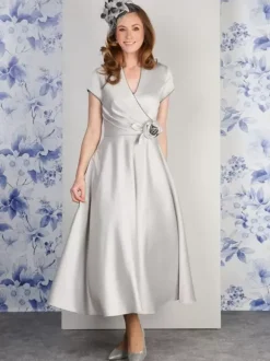 Robe de soirée pour mère de la mariée col en v manches courtes ligne a fleurs longueur cheville robes d'invitées pour mariage