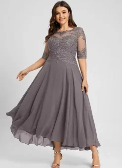 Robe de soirée pour mère de la mariée col bijou demi-manches ligne a robes d'invitées de mariage en dentelle