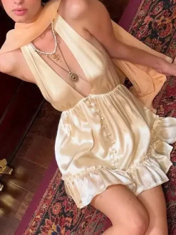 Robe de soirée romantique mini plissée à lacets sans manches dos nu couleur champagne