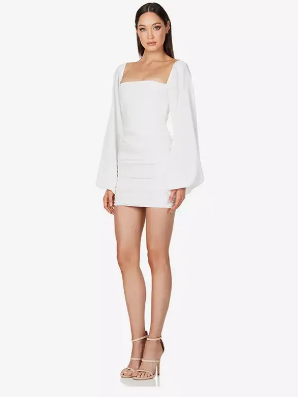 Robe de tous les jours Mini verte plissée à manches longues col carré satin brillant épaules dénudées froncée coupe ajustée robe de soirée