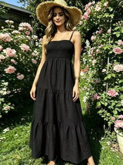 Robe de vacances maxi dos nu plissée sans manches bretelles col chic bleu ciel