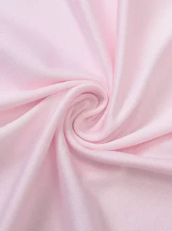 Robe de vacances sans bretelles à volants froncés et fente robe moulante midi pour la plage