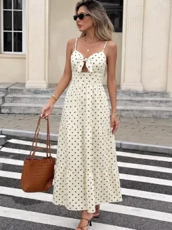 Robe d'été fluide à pois crème débardeur maxi n艙ud devant